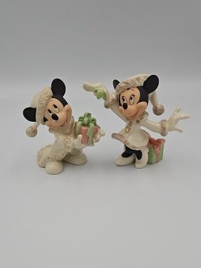 Mickie And Minnie Figurines - Christmas